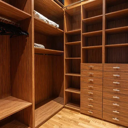 Apartmán Luxury 4 Bedroom Eiffel Tower View *