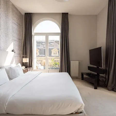 Apartmán Luxury 4 Bedroom Eiffel Tower View *