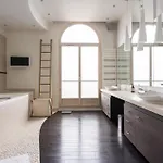 Luxury 4 Bedroom Eiffel Tower View Διαμέρισμα Παρίσι