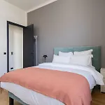 Luxury 4 Bedroom Eiffel Tower View *