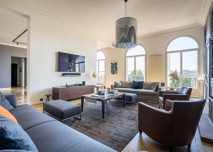 Apartment Luxury 4 Bedroom Eiffel Tower View Paris