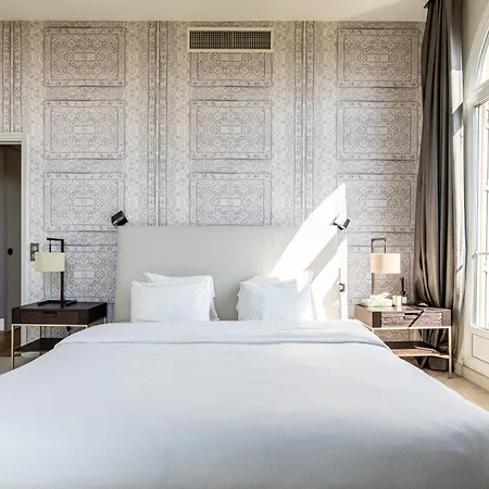 Apartment Luxury 4 Bedroom Eiffel Tower View Paris